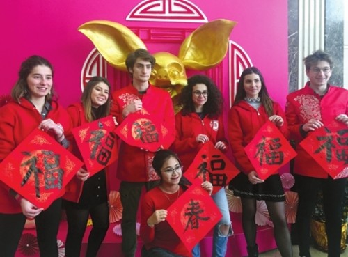 留学生放假不回家　只为感受中国年味